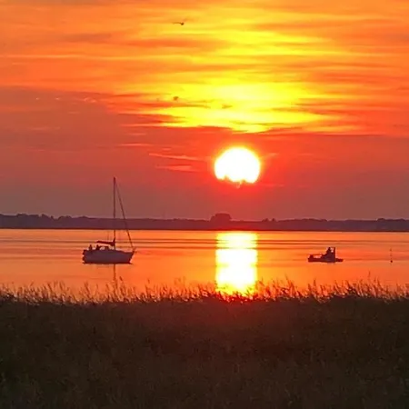 Achterbrise Mit Kamin דירה צינוביץ