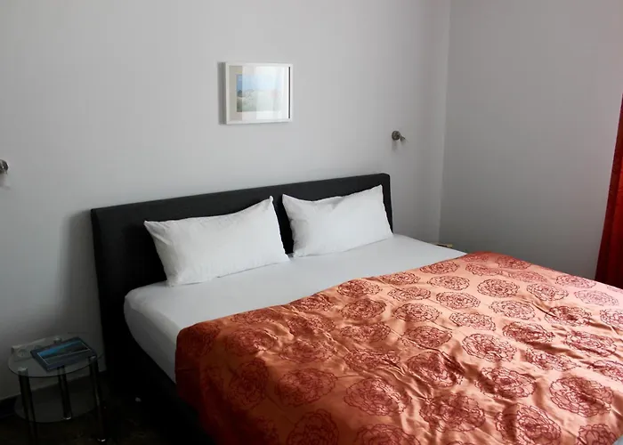 アパート Achterbrise Mit Kamin ツィノヴィッツ